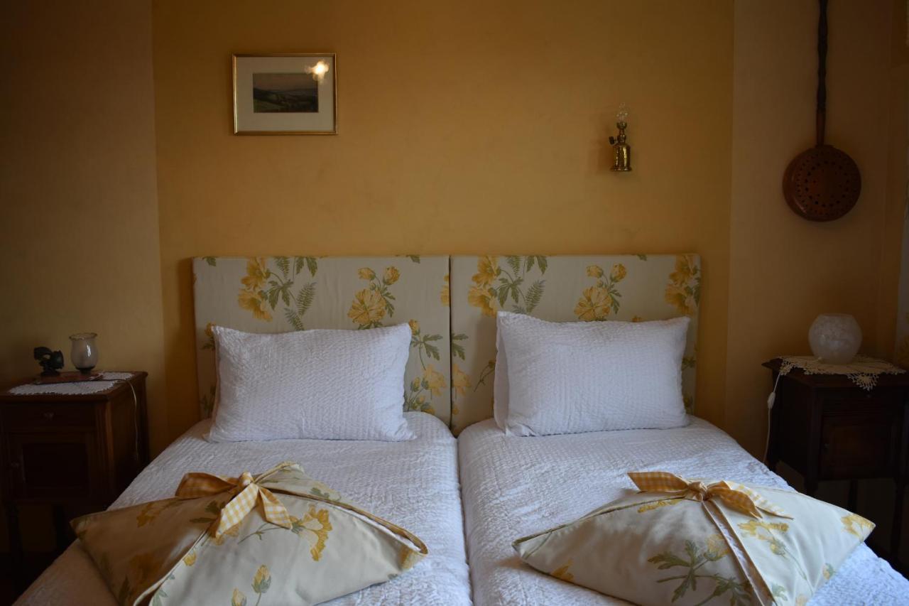 Les Chambres De La Ville Haute Dun-sur-Meuse エクステリア 写真