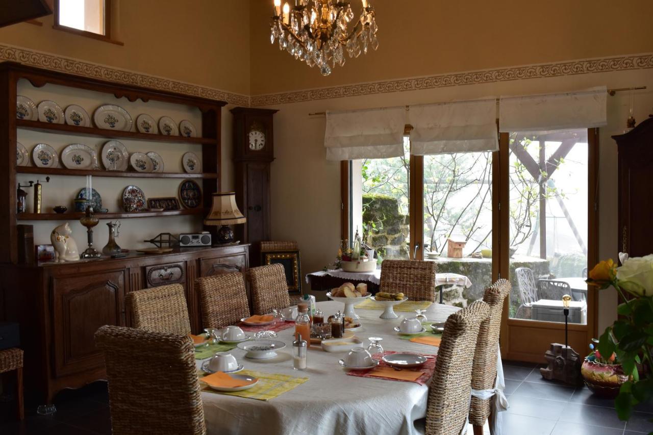 Les Chambres De La Ville Haute Dun-sur-Meuse エクステリア 写真